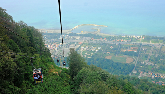 Vista de Ramsar (Iran) des del telecabina. Foto: Daniyal62 via Flickr.