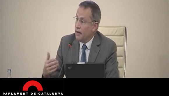 Javier Retana durant la seva ponència al Parlament