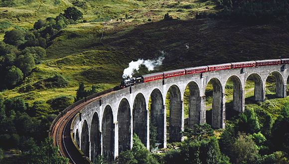 Viaducte Glenfinnan, Regne Unit. Foto de Jack Anstey a Unsplash