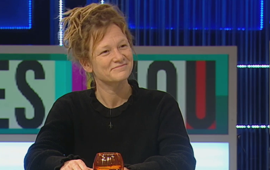 "Science must serve to innovate in the way we think, in diverse water management practices and also in our narrative", Annelies Broekman. Image: interview in the TV3 program 'Tot es mou'.